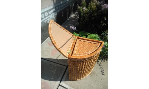 Corner basket in natural color 1141001